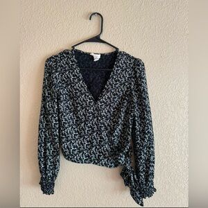 Black and white floral long sleeve